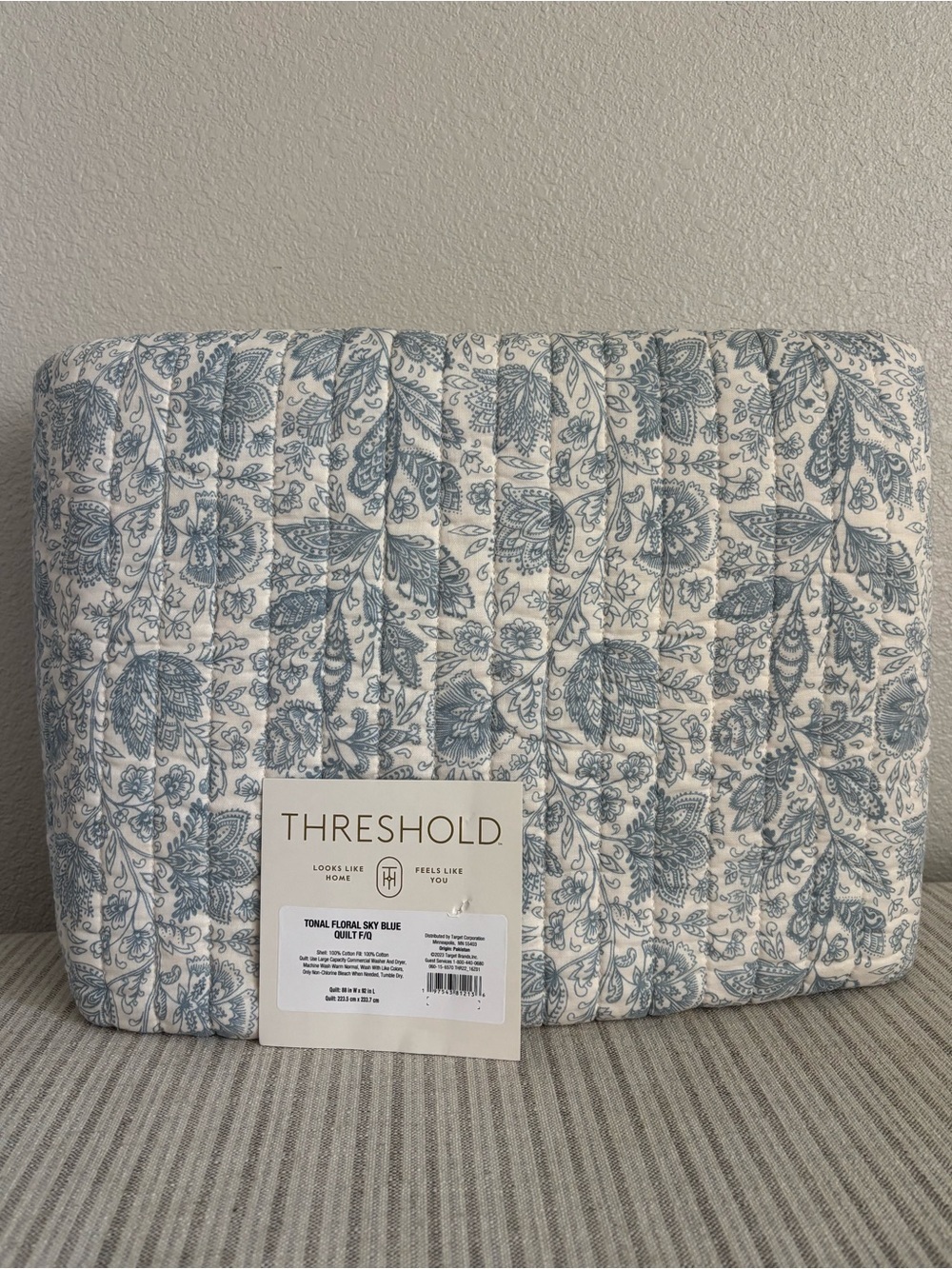 NWT Full/Queen Printed Cotton Voile Tonal Floral Quilt Ivory/Sky Blue Threshold